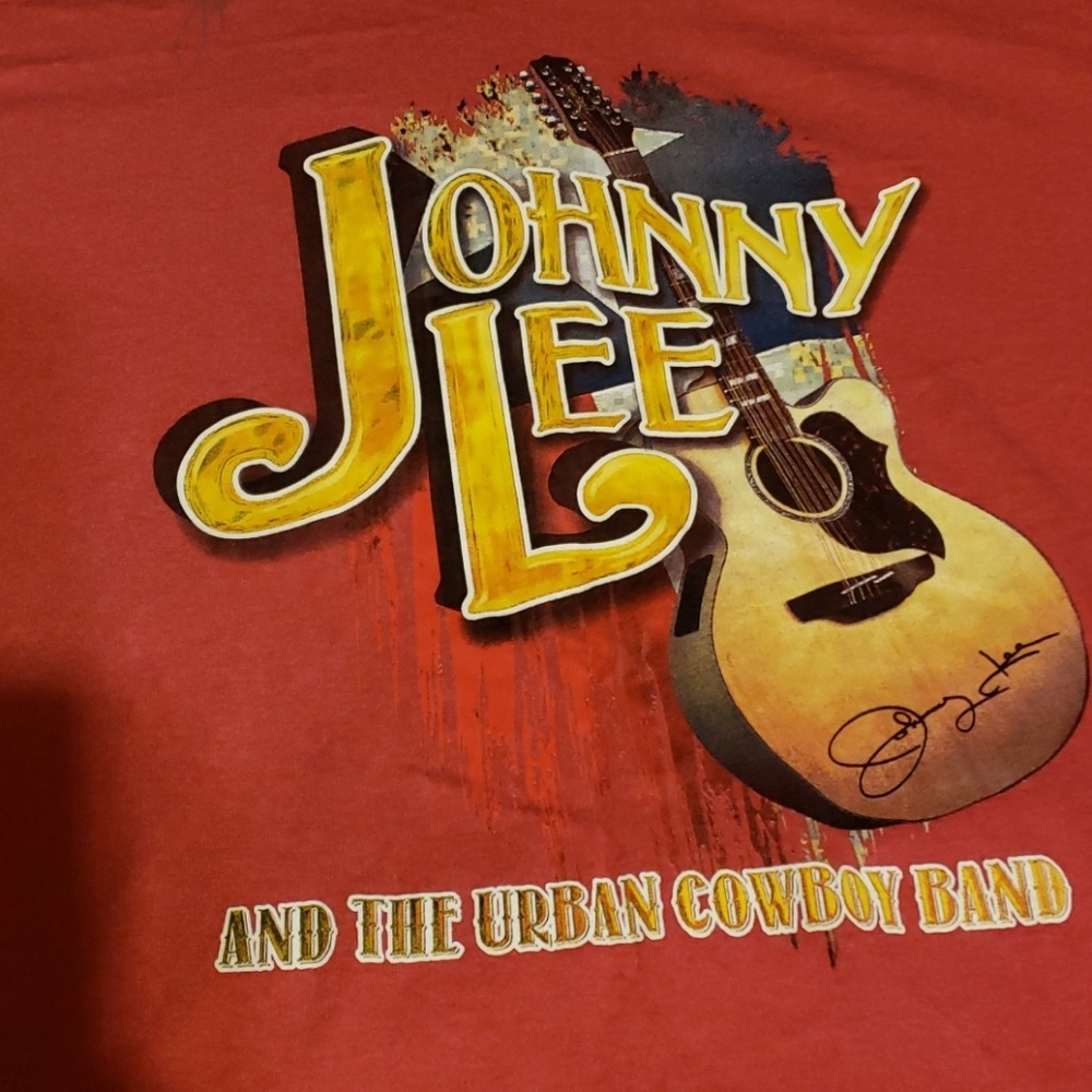 Autographed Johnny Lee tshirt